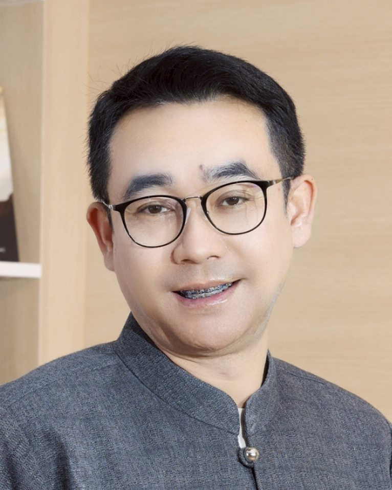 Associate Professor Dr. Chalermpong Saenjum
